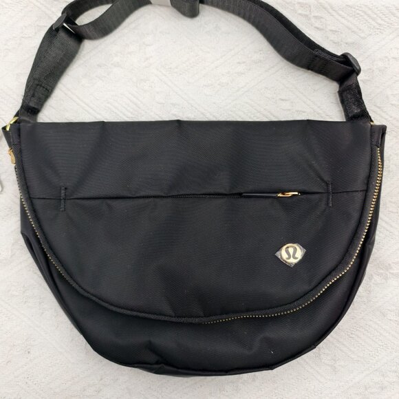 🧩Lululemon All Night Festival Bag 5L - Black - Picture 2 of 8